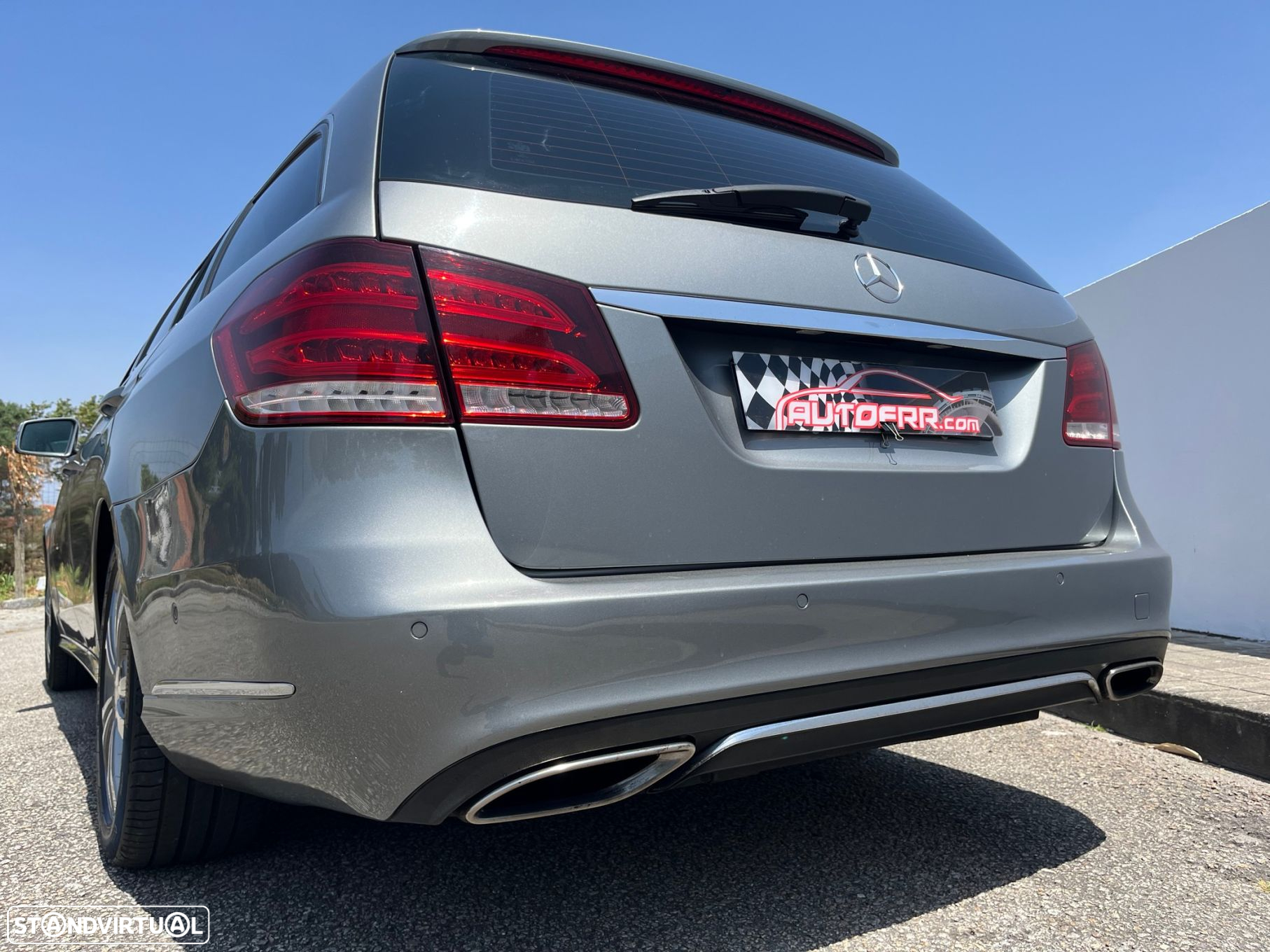 Mercedes-Benz E 300 Bluetec Hybrid Avantgarde - 14