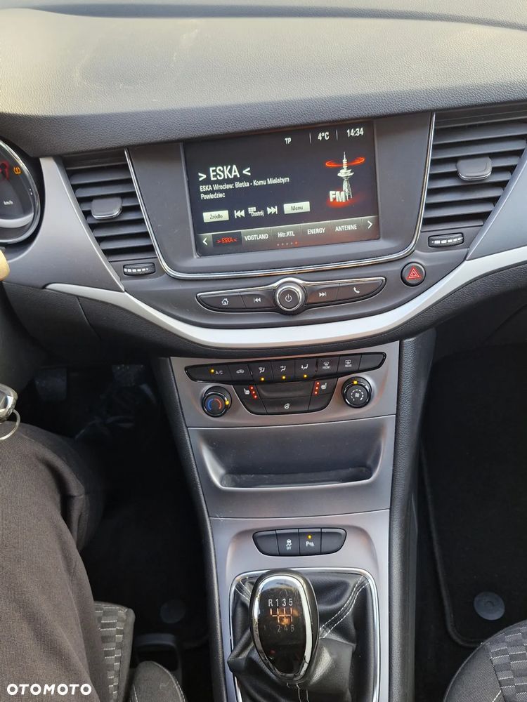 Opel Astra 1.6 CDTI Enjoy - 14