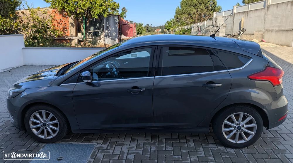 Ford Focus - 4