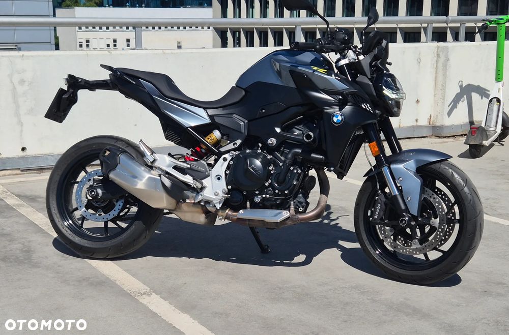 BMW F - 3