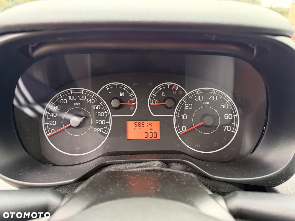 Fiat Grande Punto 1.2 8V - 23