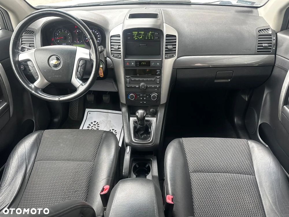 Chevrolet Captiva - 14
