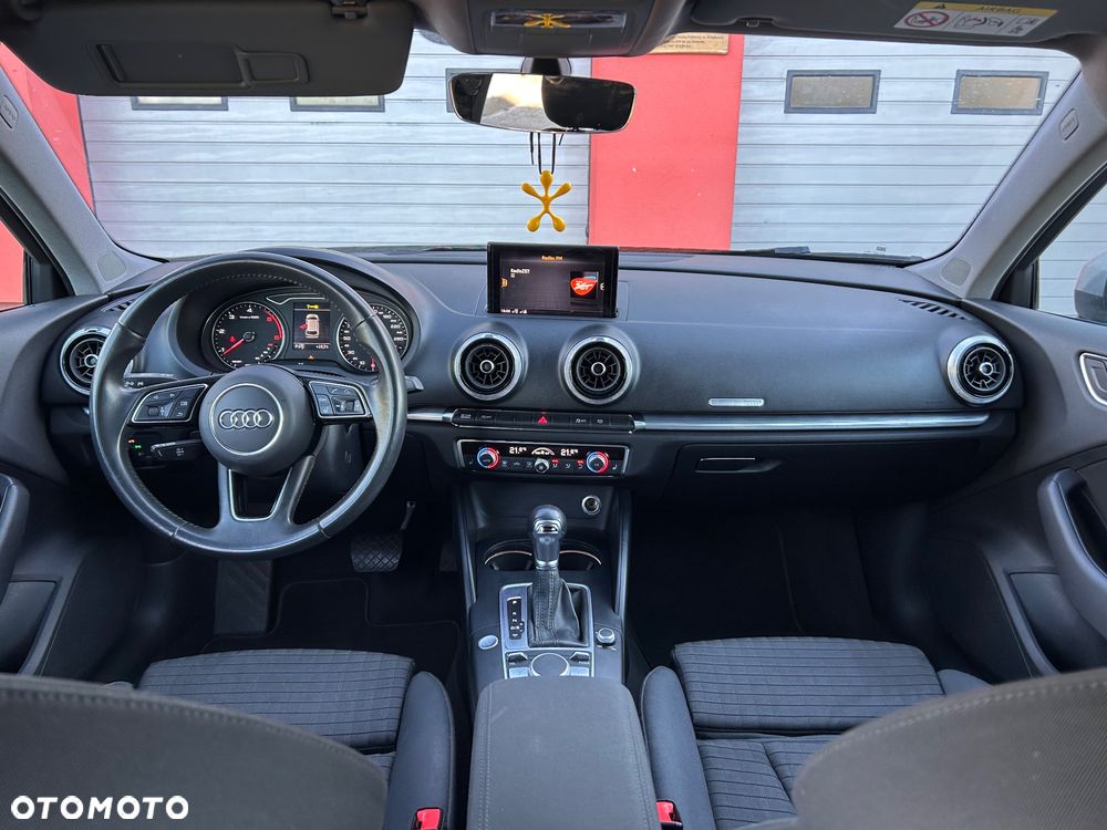 Audi A3 Sportback 1.6 TDI S tronic sport - 19