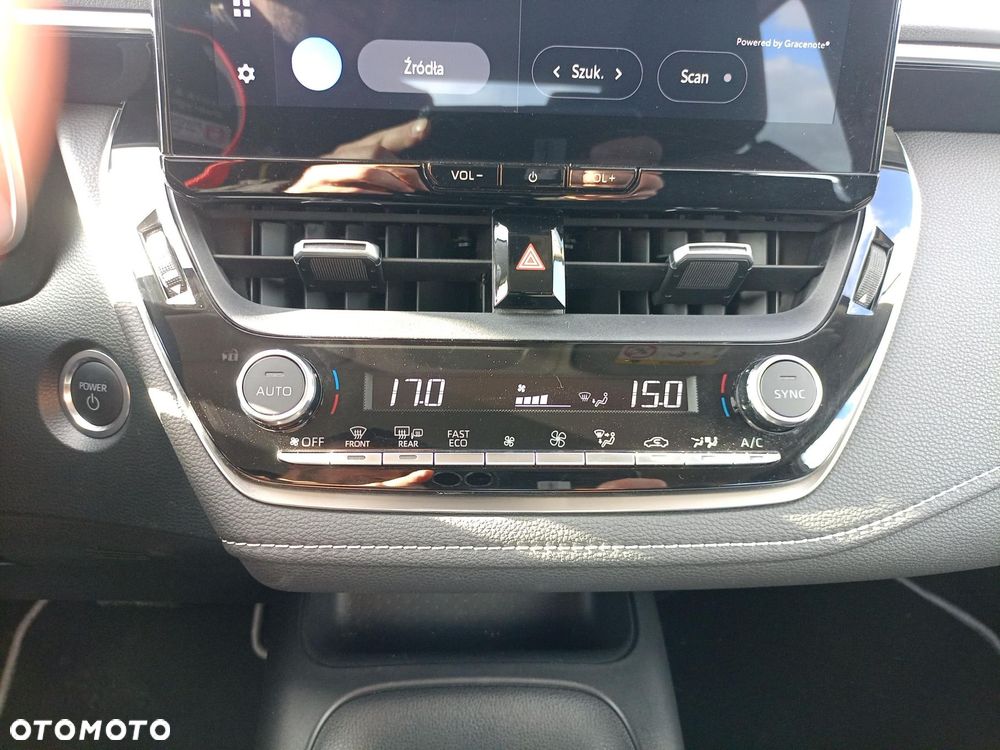 Toyota Corolla 1.8 Hybrid Comfort - 18