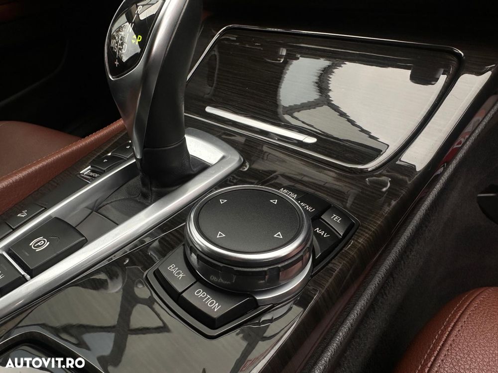 BMW Seria 5 - 17