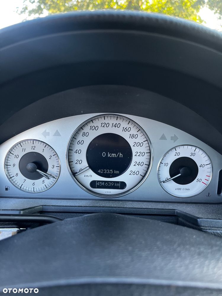 Mercedes-Benz Klasa E 320 CDI Avantgarde - 9