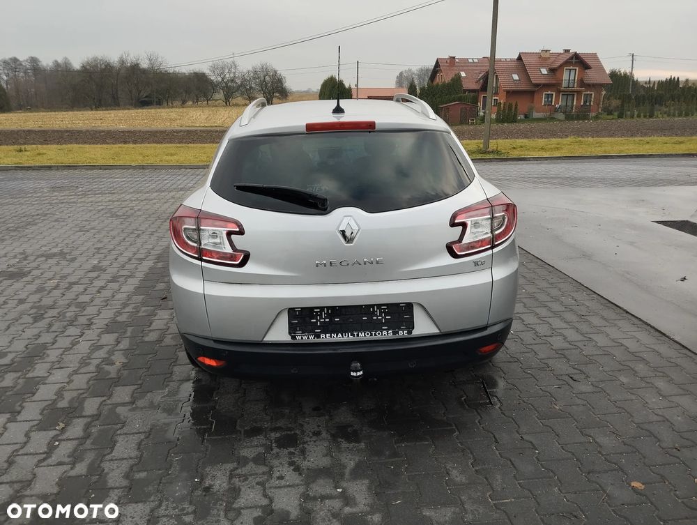 Renault Megane ENERGY TCe 115 Start & Stop Paris Business - 7