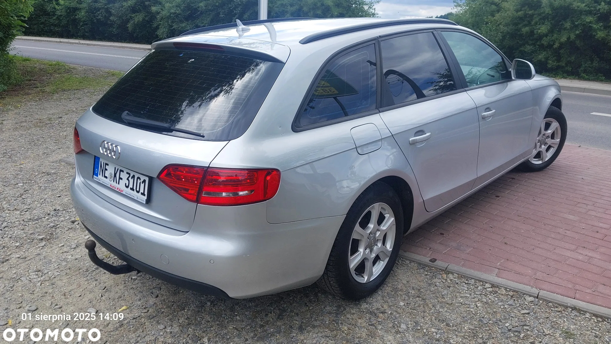 Audi A4 2.0 TDI DPF multitronic Ambiente - 9