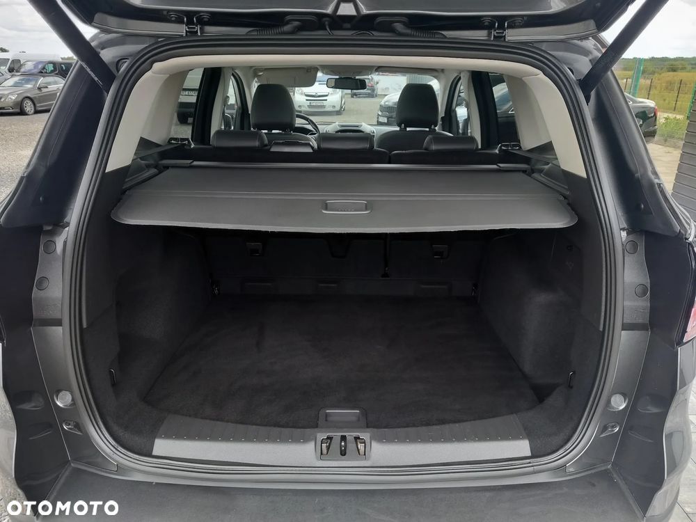 Ford Kuga 2.0 TDCi 2x4 Business Edition - 10
