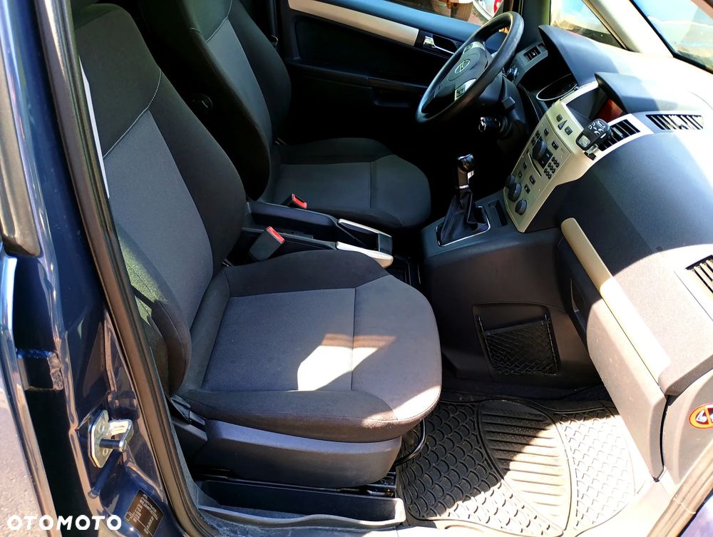 Opel Zafira 1.6 Enjoy - 8