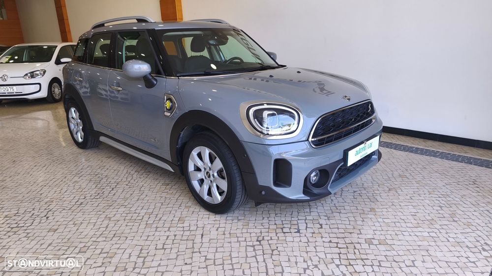 MINI Countryman Cooper SE ALL4 Auto - 3