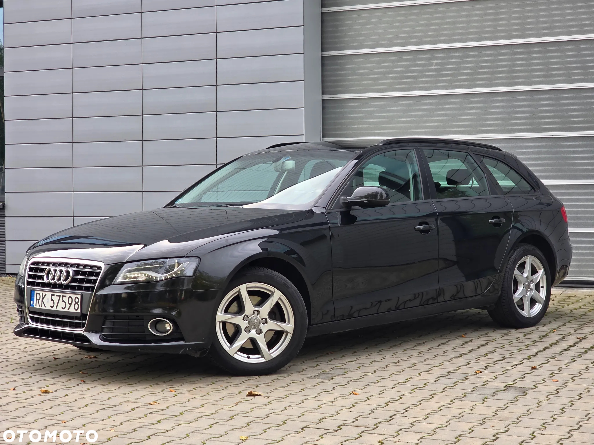 Audi A4 Avant 2.0 TDI DPF Ambition - 9