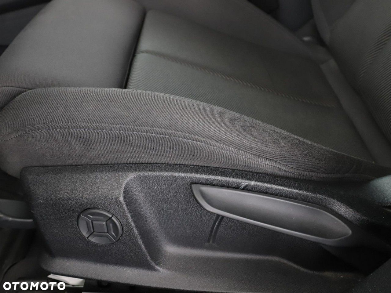 Audi A6 Avant 40 TDI S tronic sport - 36
