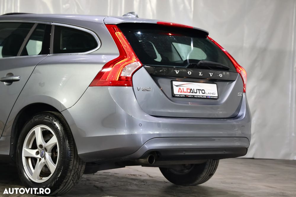 Volvo V60 D2 Basic - 17