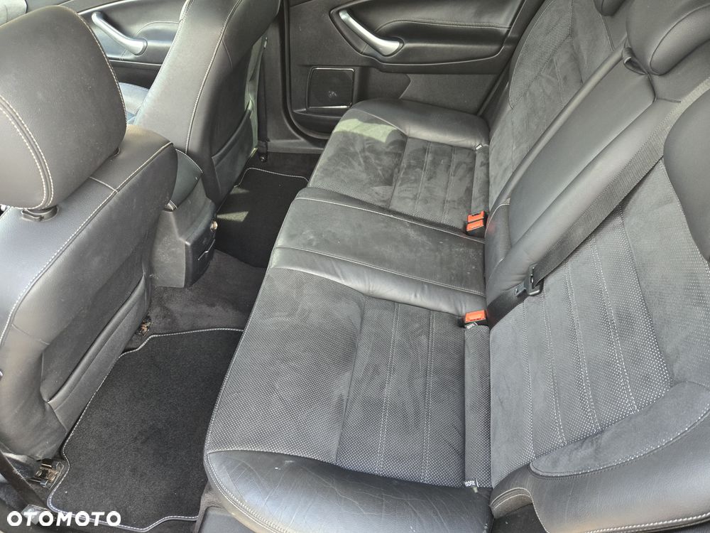 Ford Mondeo 1.8 TDCi Titanium - 14