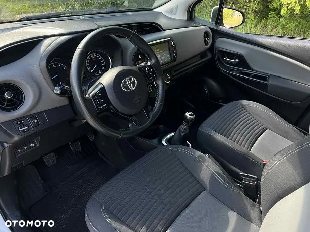 Toyota Yaris 1.5 Active - 8