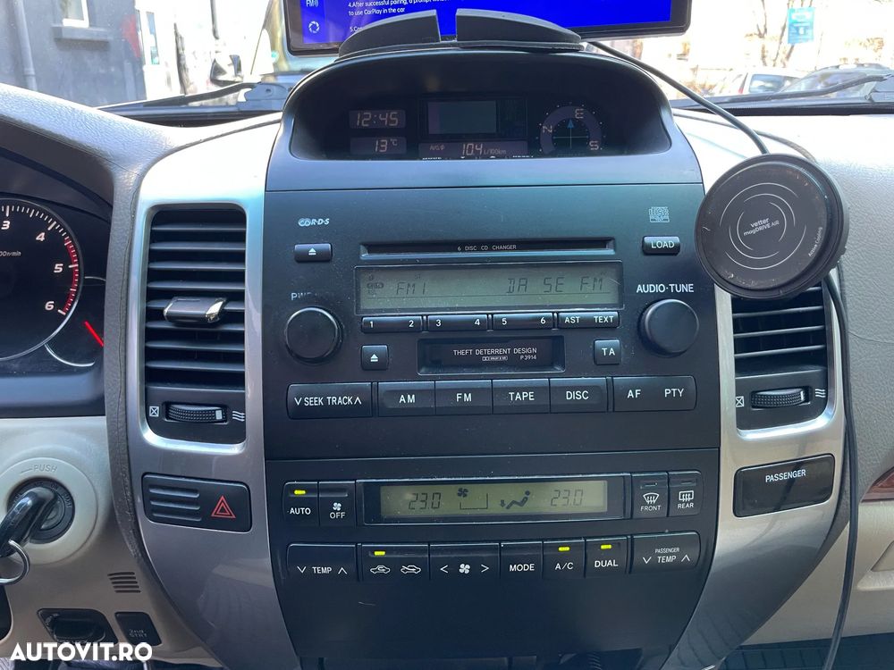 Toyota Land Cruiser - 13