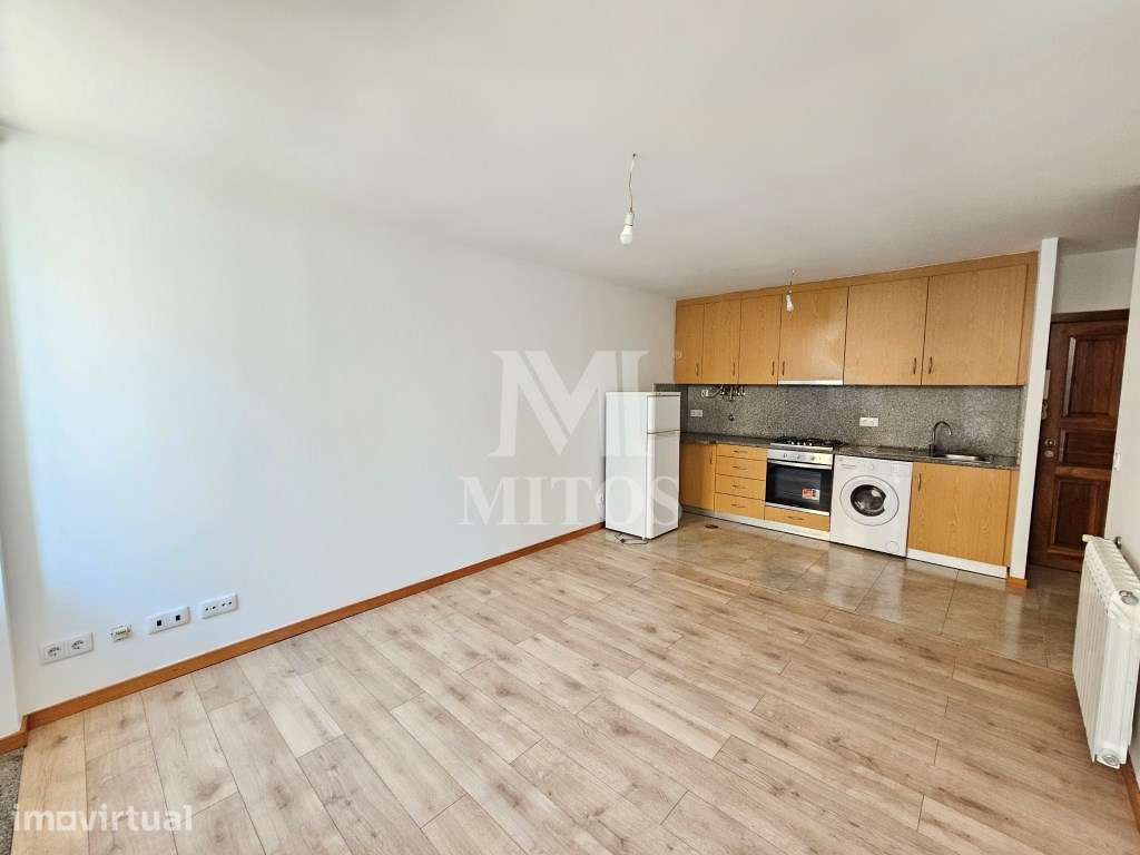 Apartamento T1 p/ arrendar - Centro - Grande imagem: 3/8