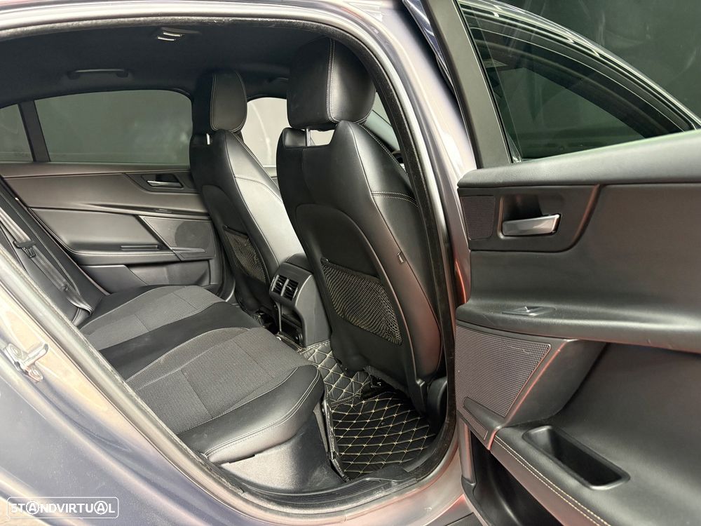 Jaguar XE 20d Aut. R-Sport - 37