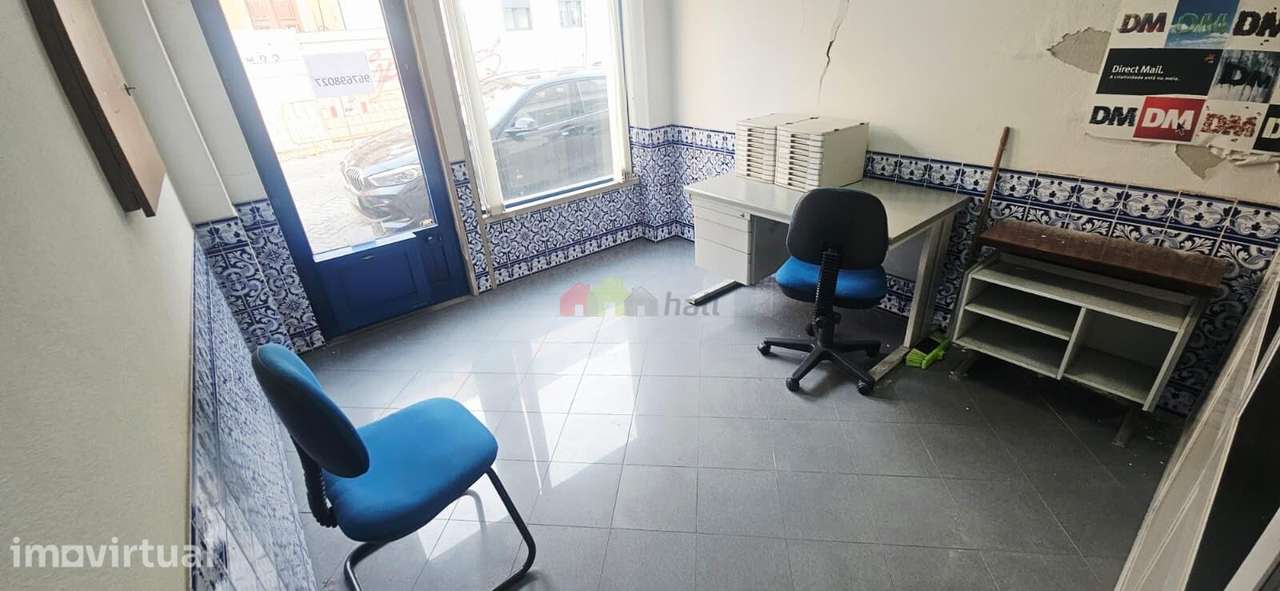 Loja para arrendamento com 64 m2 localizada no centro do Barreiro - Grande imagem: 4/7