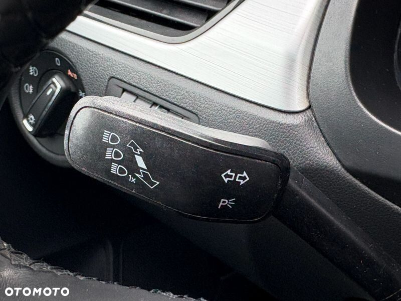 Skoda RAPID 1.0 TSI Ambition - 33