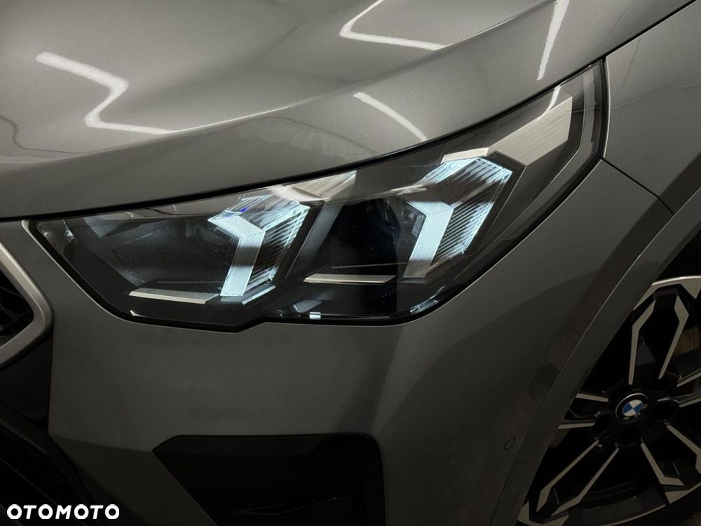 BMW X2 - 10