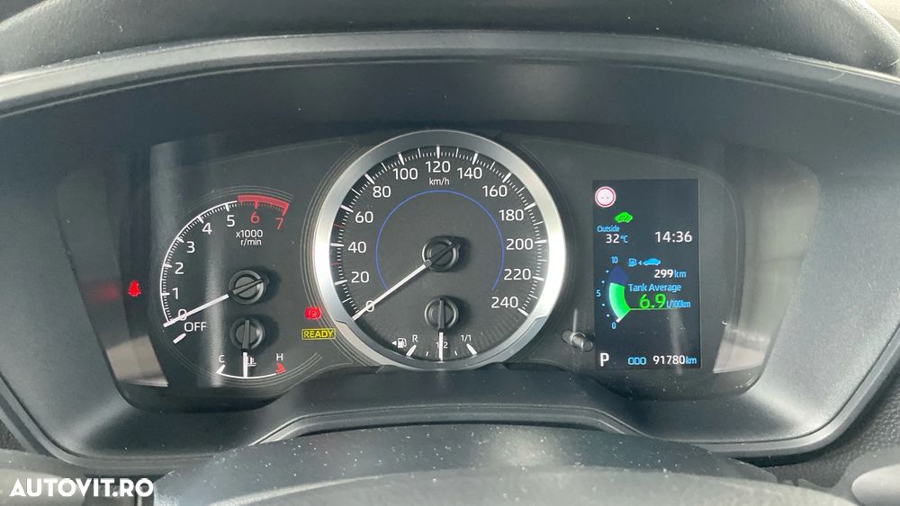 Toyota Corolla 1.8 HSD Eco - 21