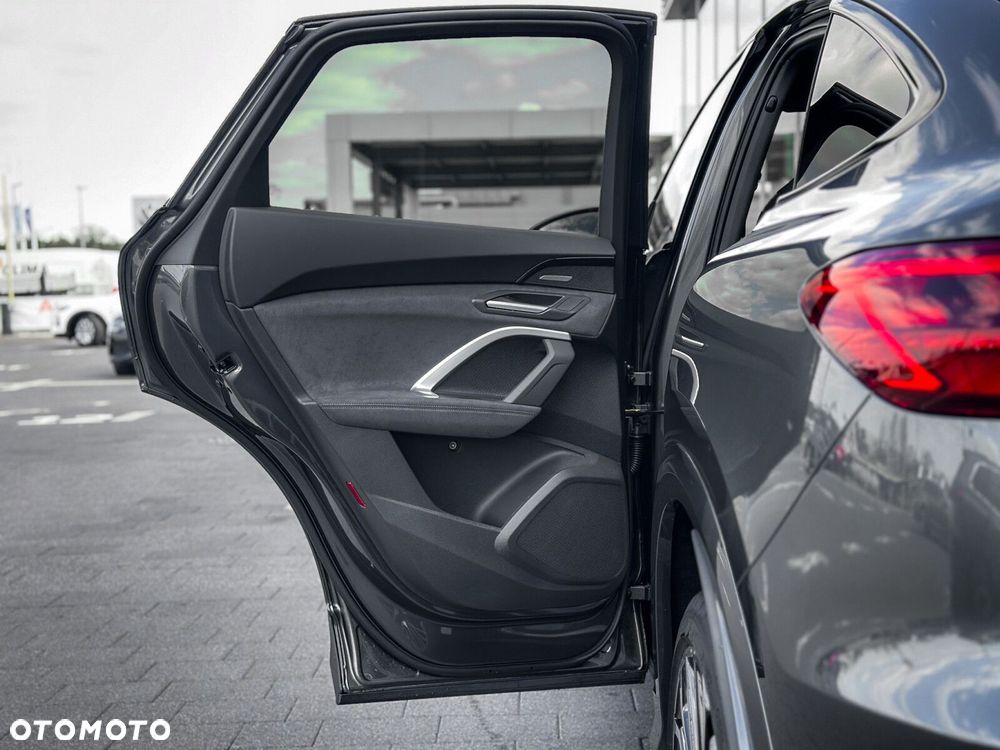 Audi Q5 Sportback - 34