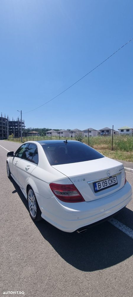 Mercedes-Benz C - 4