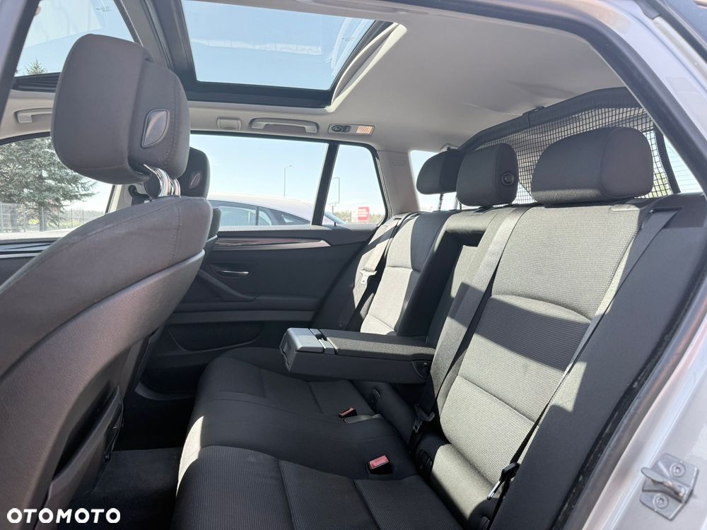 BMW Seria 5 - 16