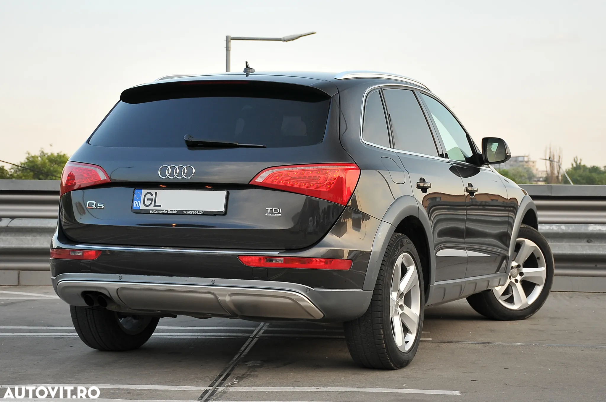 Audi Q5 2.0 TDI Quattro S tronic - 11