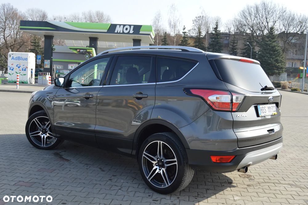Ford Kuga 1.5 EcoBoost 2x4 Titanium - 19