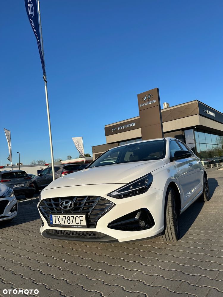 Hyundai i30 1.5 DPI Smart - 1