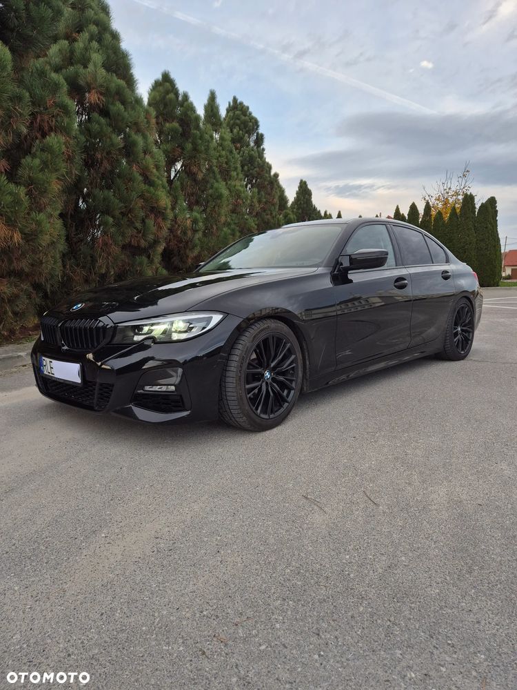BMW Seria 3 318d M Sport - 2