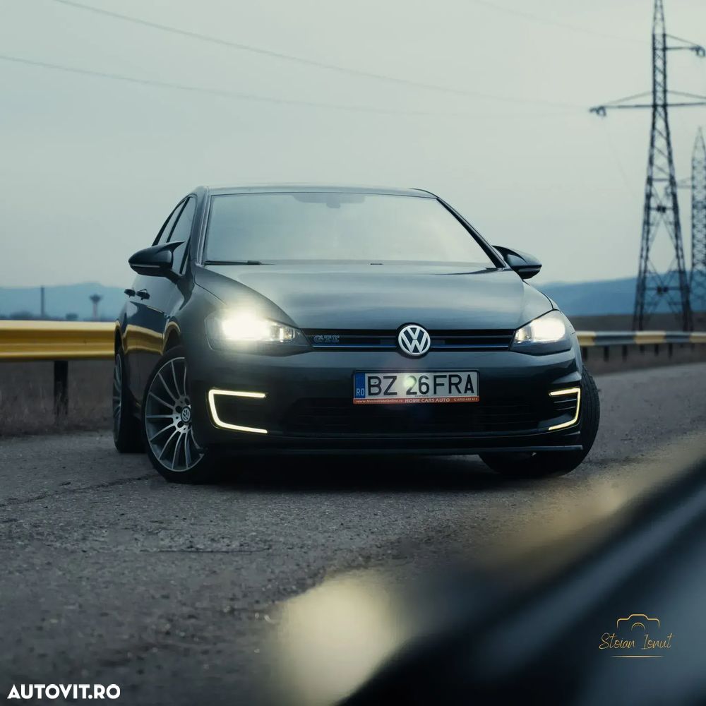 Volkswagen Golf Standard - 1
