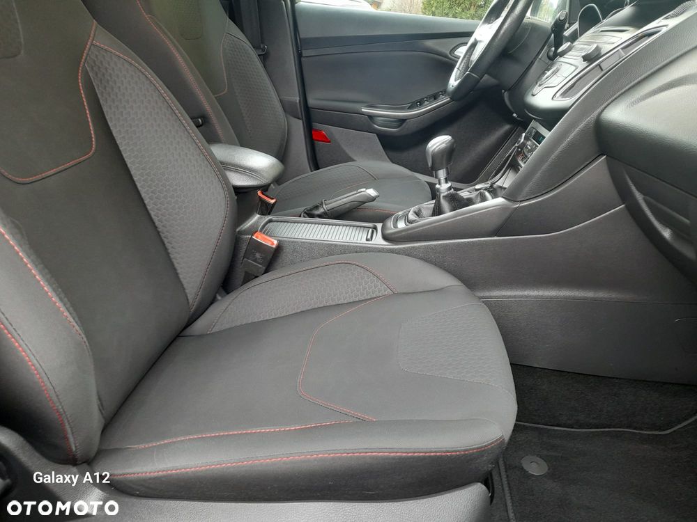Ford Focus 1.0 EcoBoost ST-Line Black ASS - 18