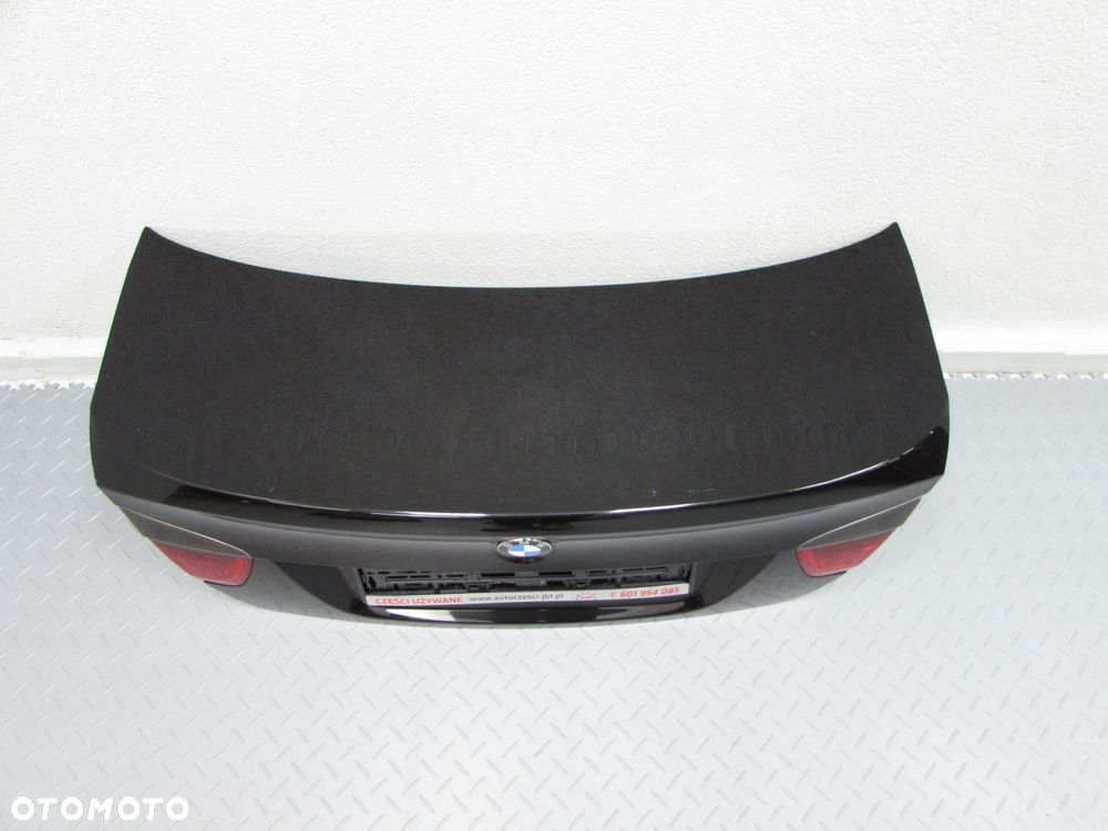 BMW E90 SEDAN 04-12 KLAPA BAGAZNIKA TYL - 9