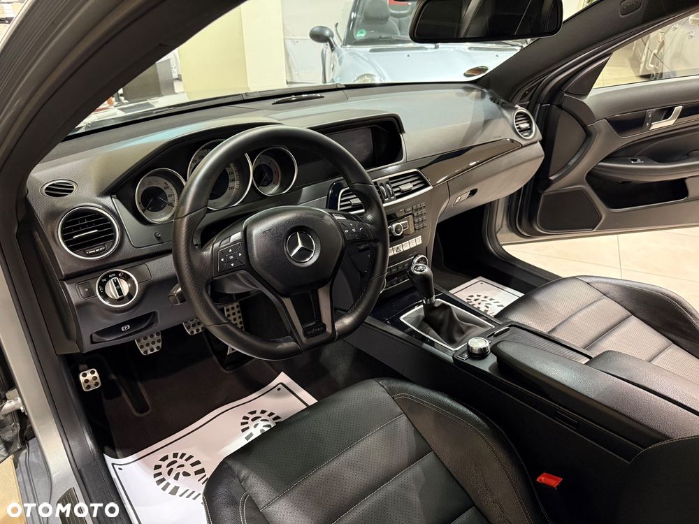 Mercedes-Benz Klasa C 220 CDI DPF Coupe (BlueEFFICIENCY) - 20