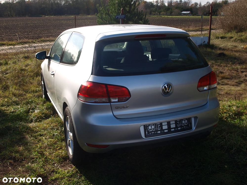 Volkswagen Golf - 18