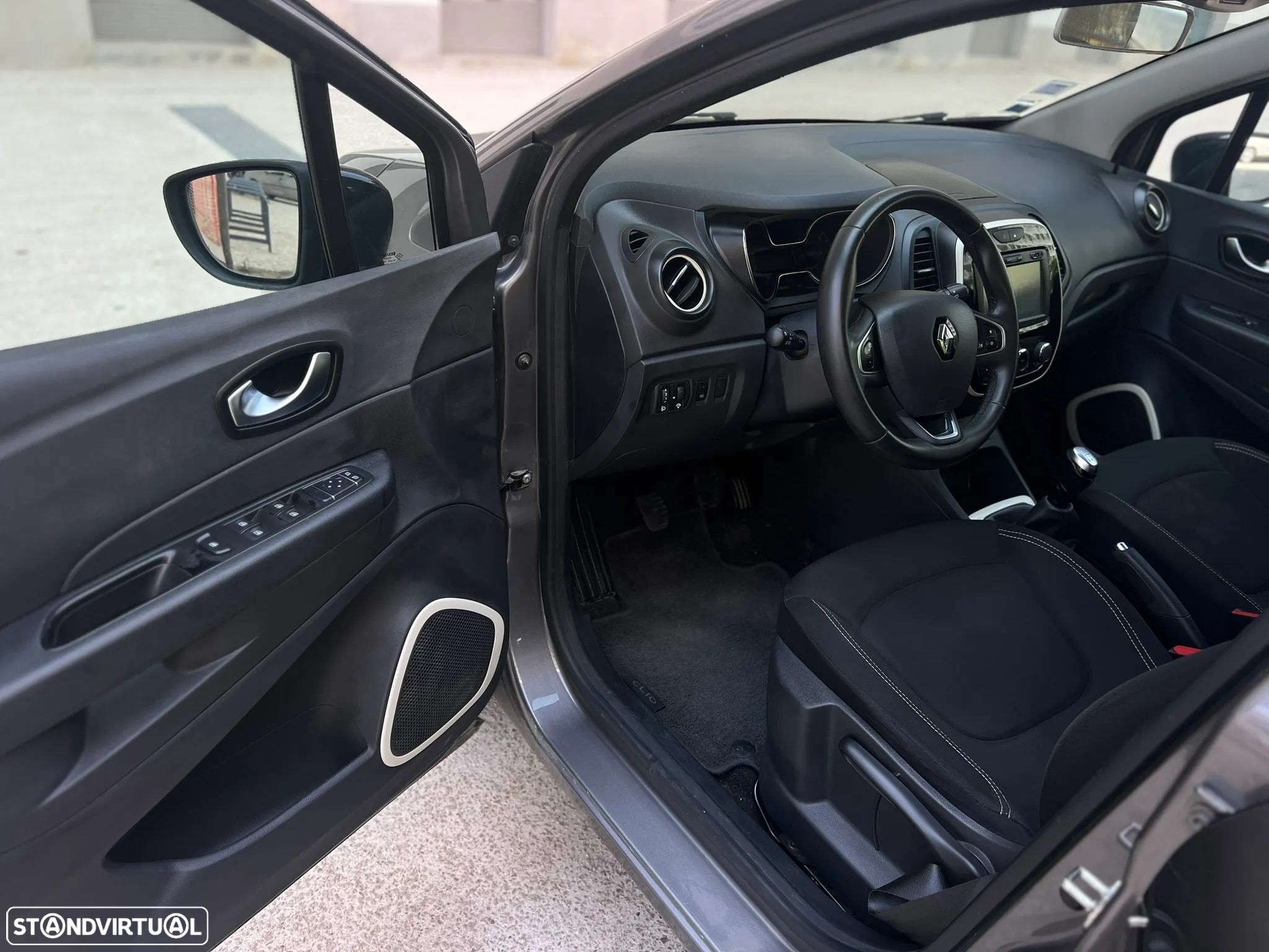 Renault Captur 0.9 TCE - 13