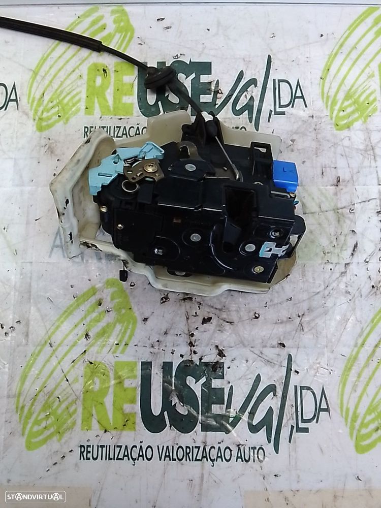 Fecho Da Porta Frente Esq Volkswagen Golf V (1K1) - 1