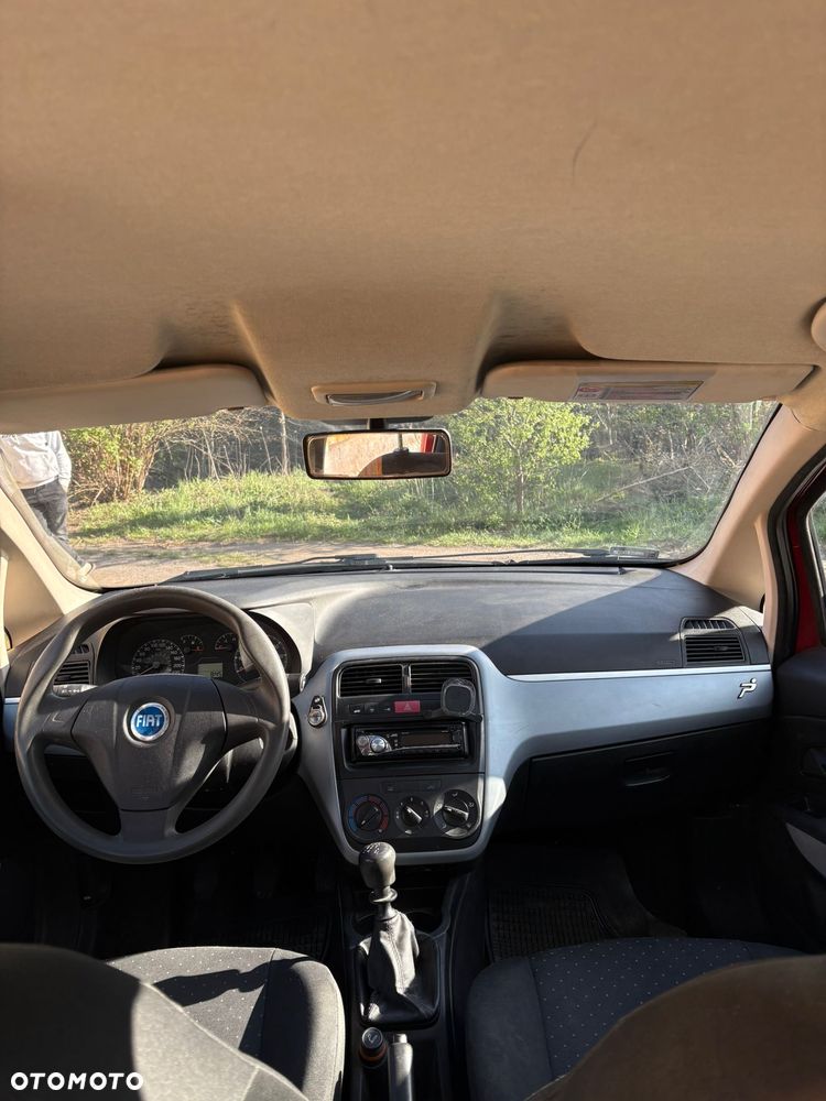 Fiat Punto 1.2 8V - 11
