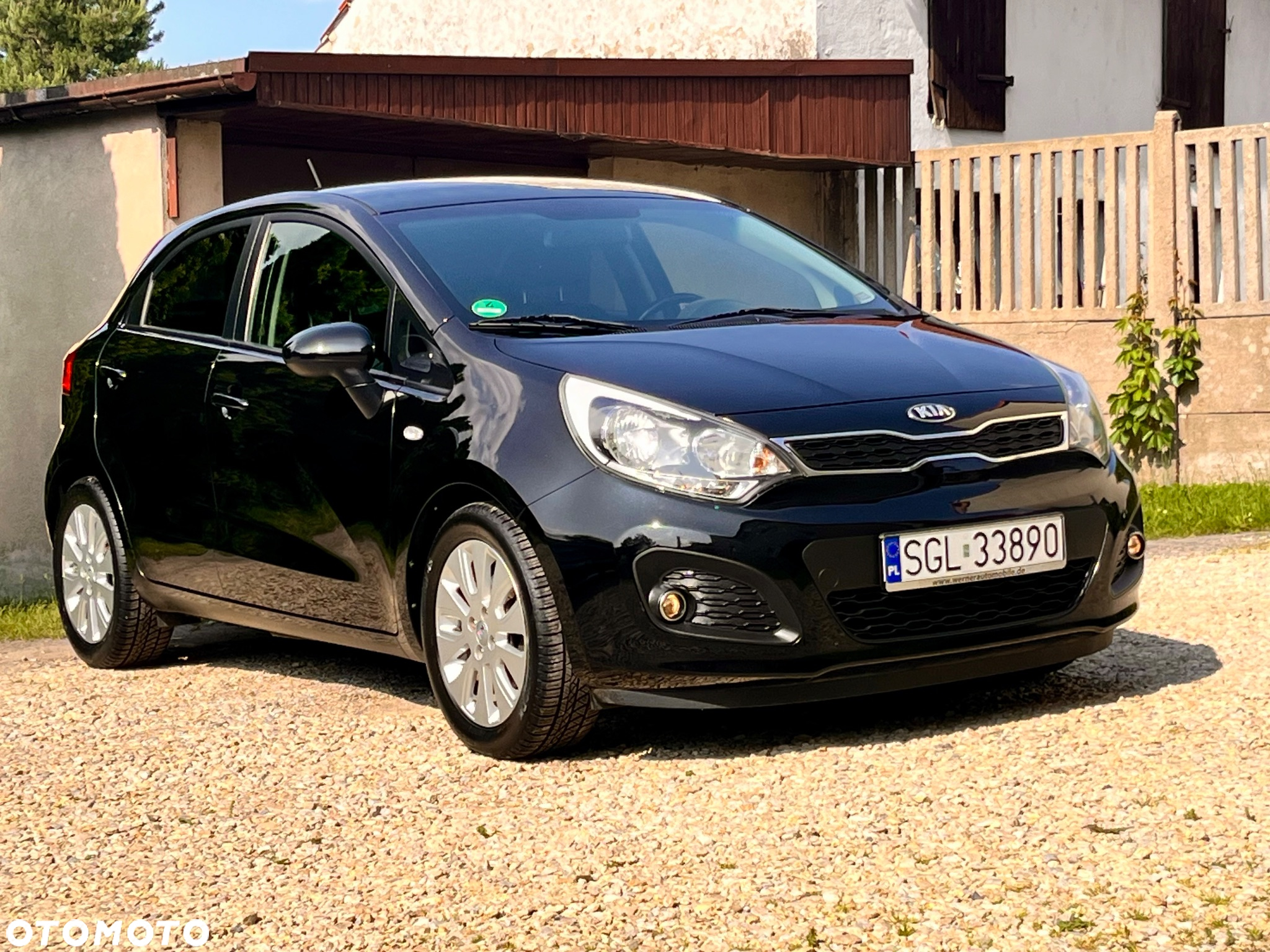Kia Rio 1.2 Dream Team Edition - 33