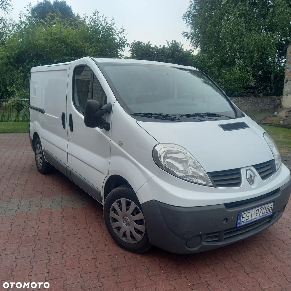 Renault Trafic - 1