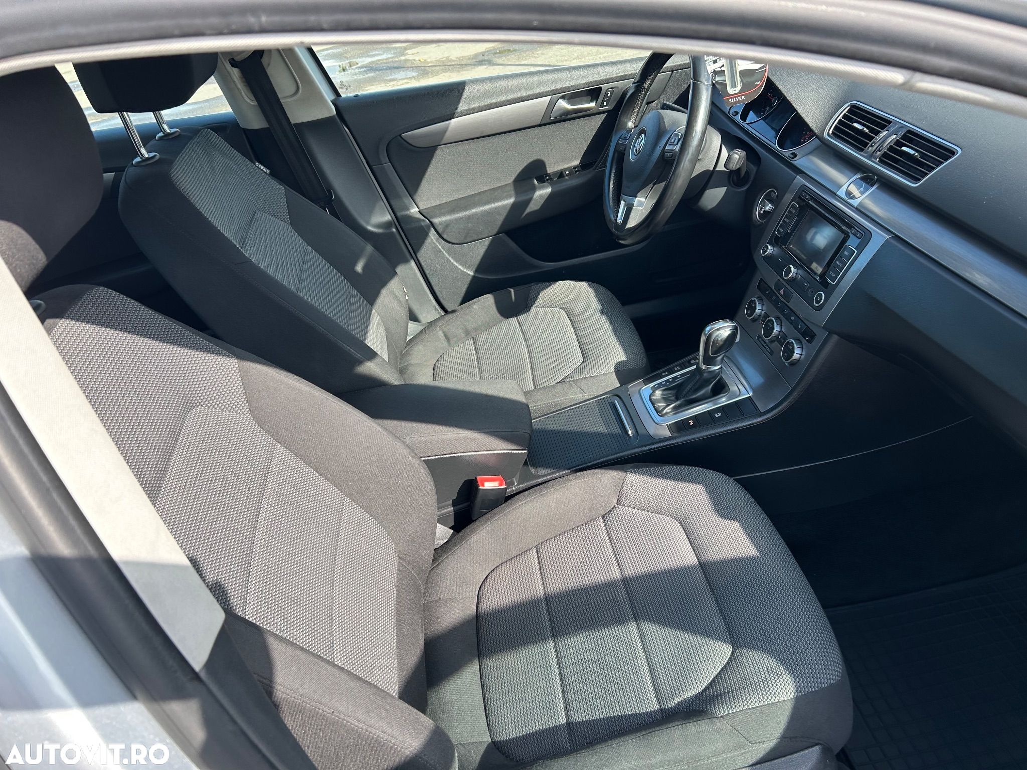 Volkswagen Passat Variant 2.0 Blue TDI DSG SCR Comfortline - 19