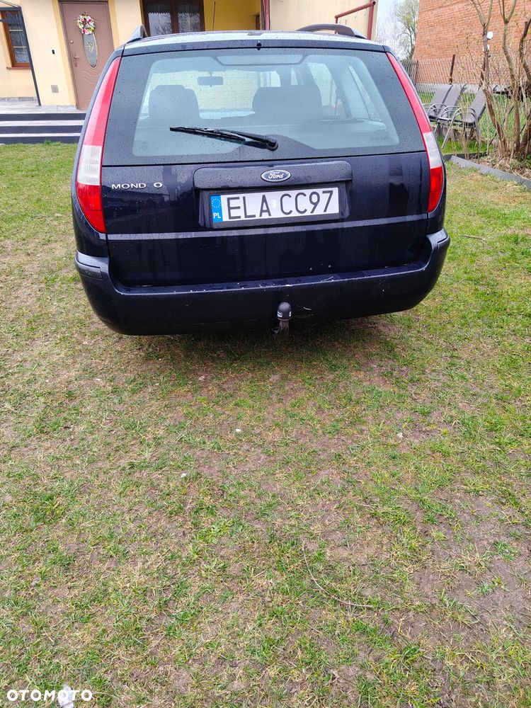 Ford Mondeo 1.8 Ambiente - 4