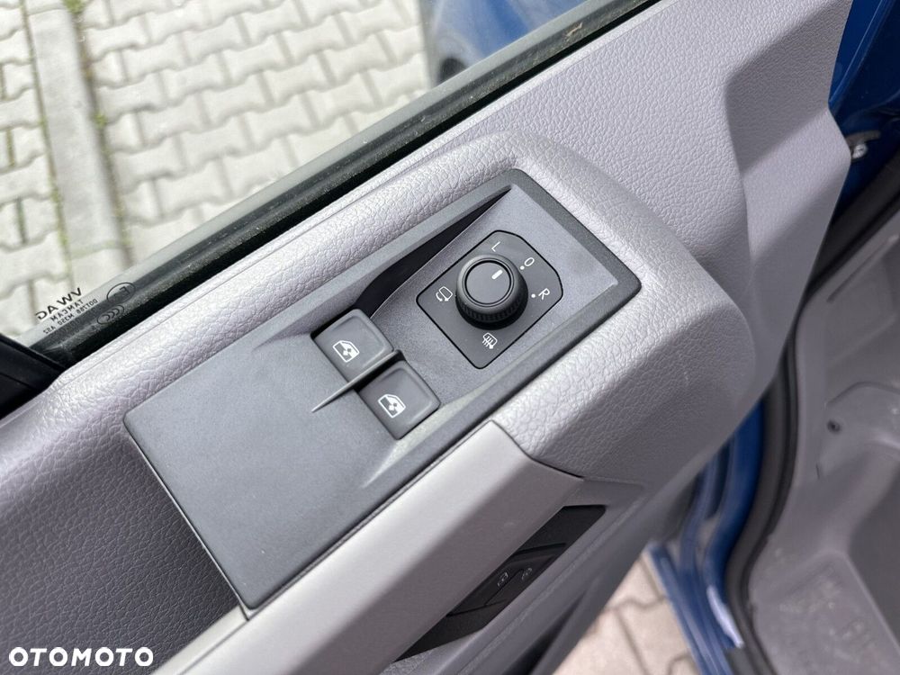 Volkswagen Crafter POJED. KAB. 3.640 35 2.0 TDI 130 kW 4MOTION, AUTOMAT 8-G - 22