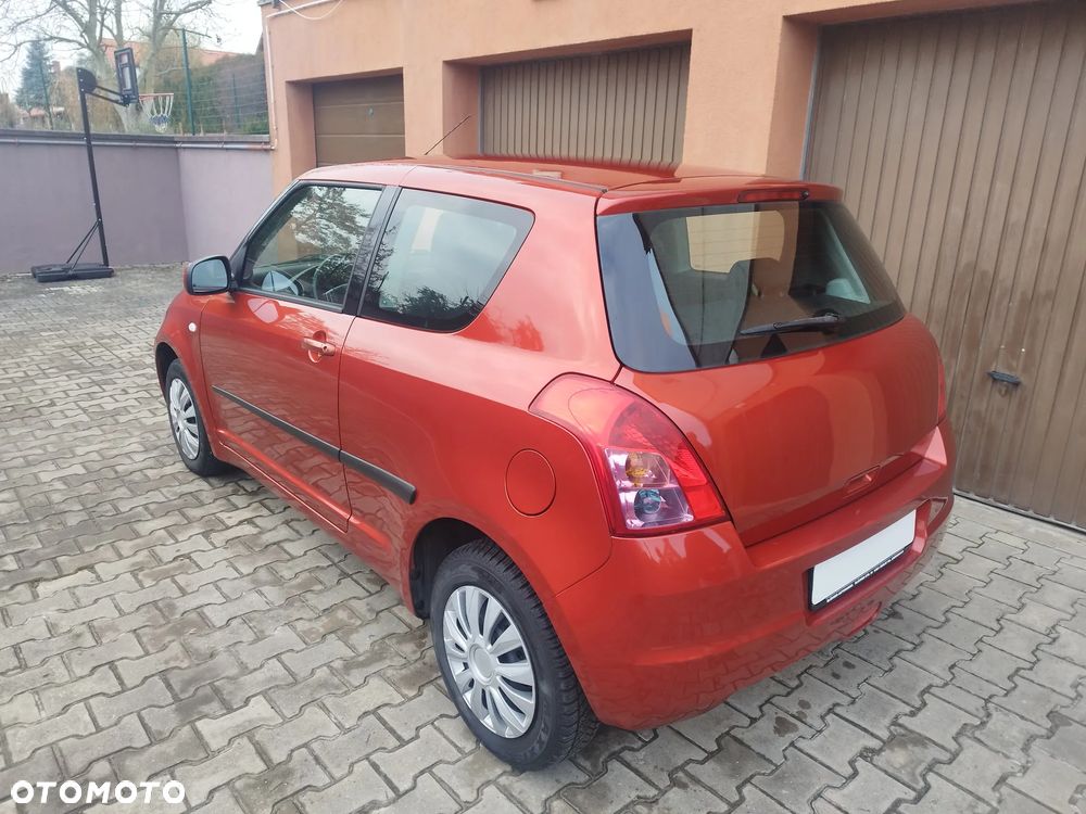 Suzuki Swift 1.3 Comfort - 22