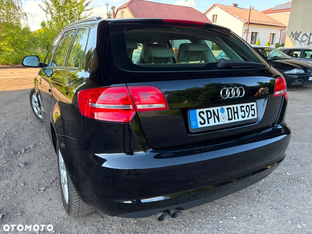 Audi A3 Sportback 1.4 TFSI Ambiente - 8