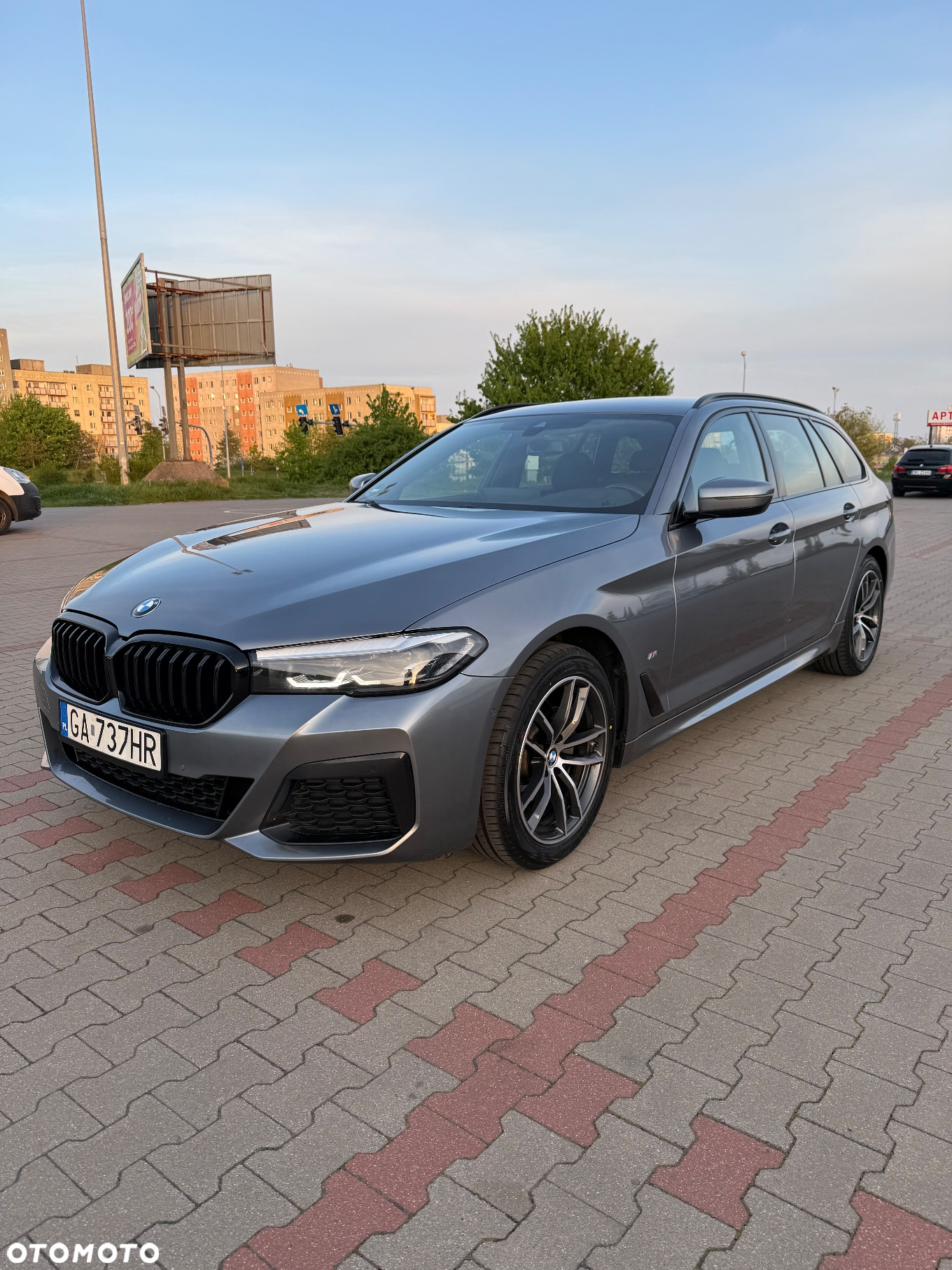 BMW Seria 5 520d xDrive M Sport sport - 32